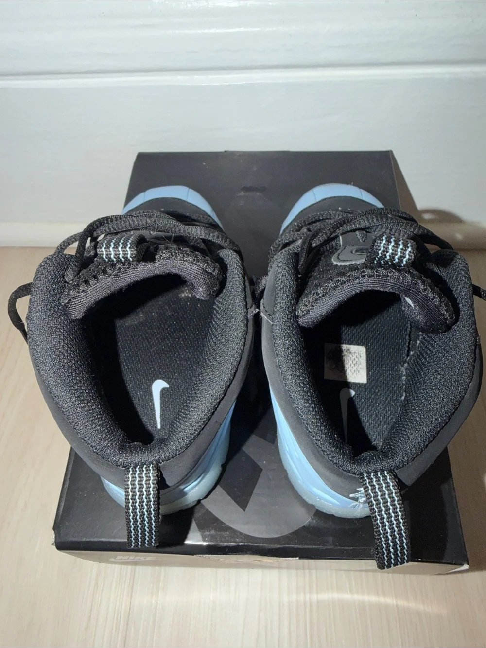 Nike Kids Foamposite One Little Posite - Psychic Blue/Black (Baby Blue/Black)